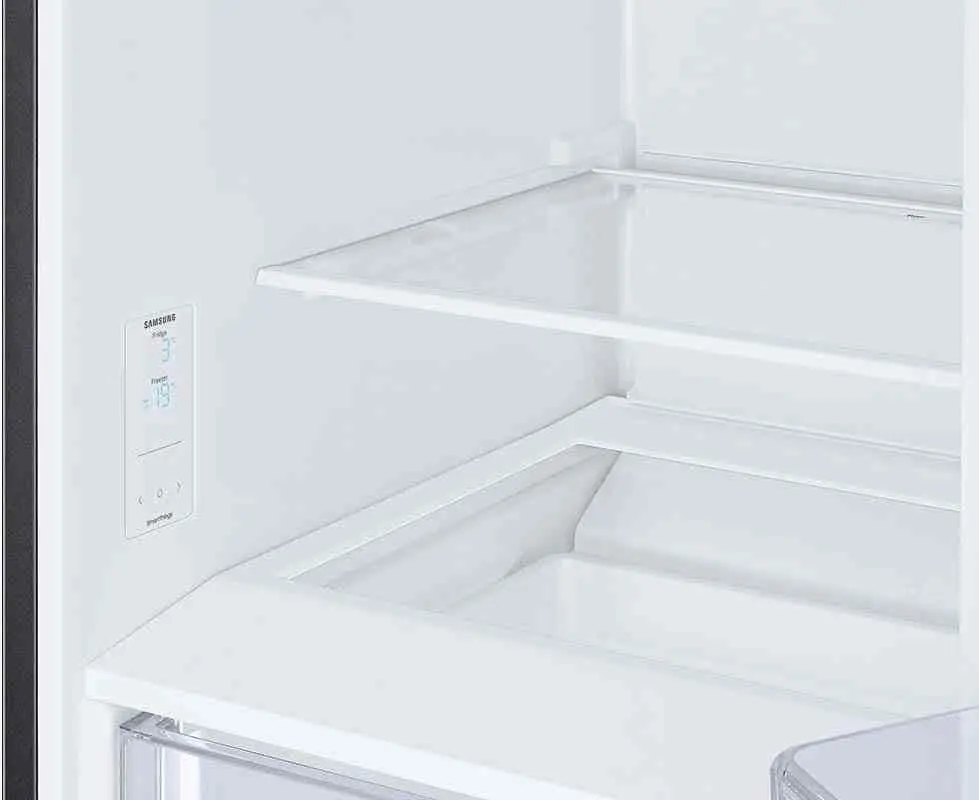 Холодильник Samsung RB34C600EBN/EF, черный