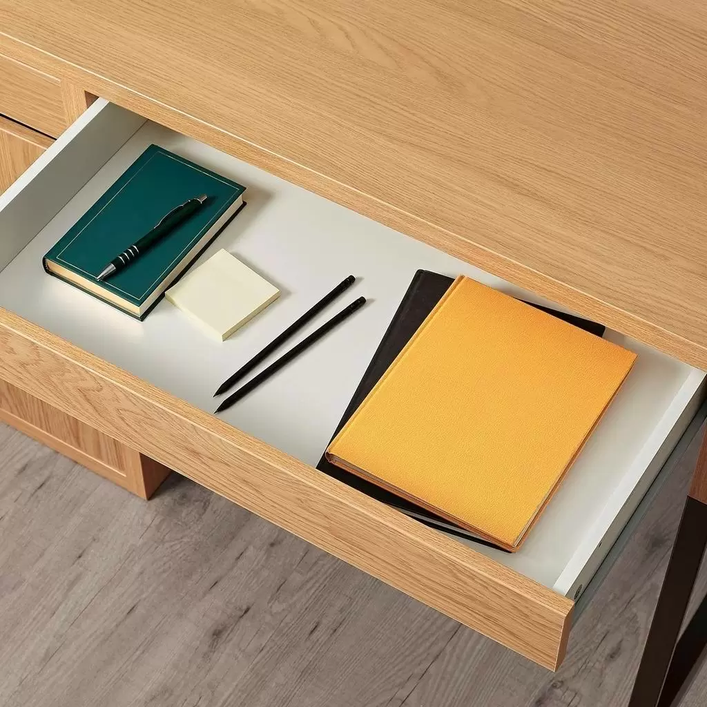 Письменный стол IKEA Micke с дополнительным модулем 105x50см, имитация дуба