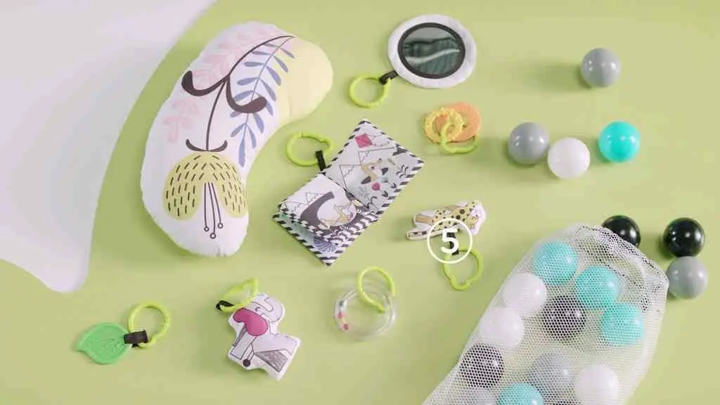 Игровой коврик KinderKraft SmartPlay, белый/черный