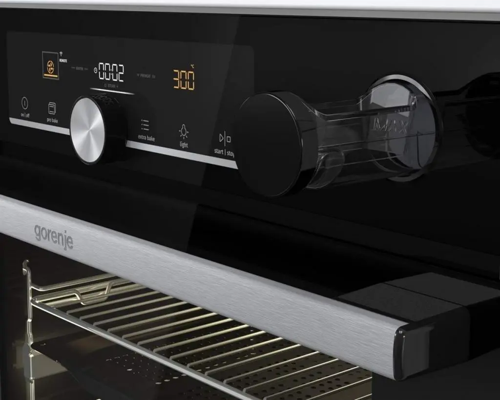 Электрический духовой шкаф Gorenje BPSAX6747A08BGWI, черный