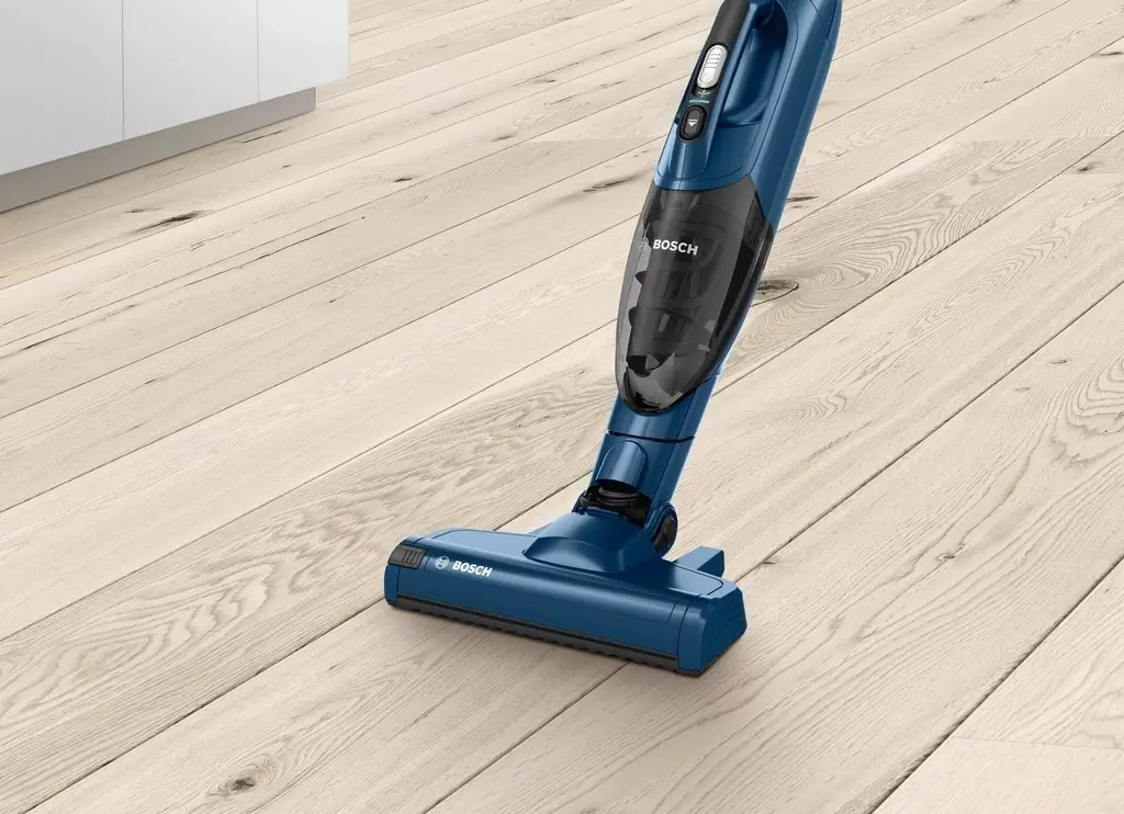 Вертикальный пылесос Bosch BBHF216, синий