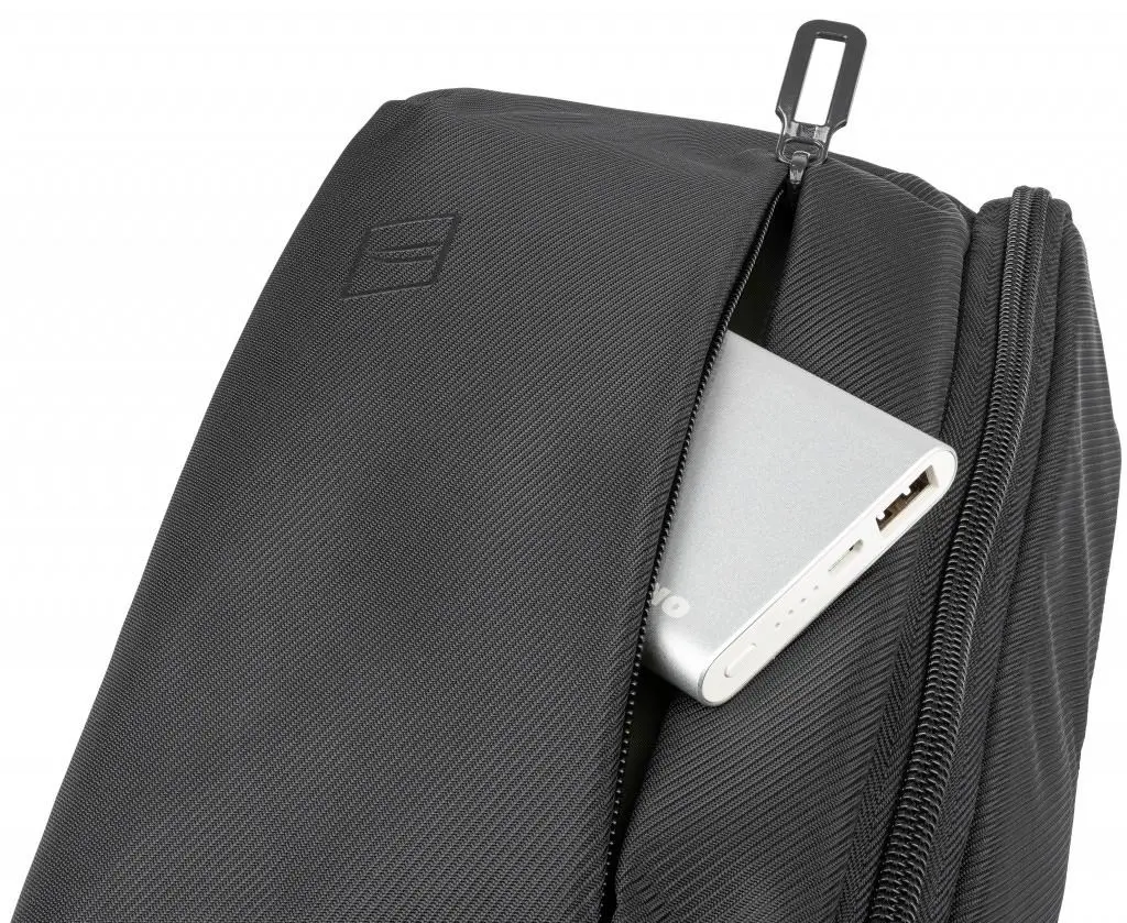 Сумка Tucano Astra Crossbody 15.6, черный