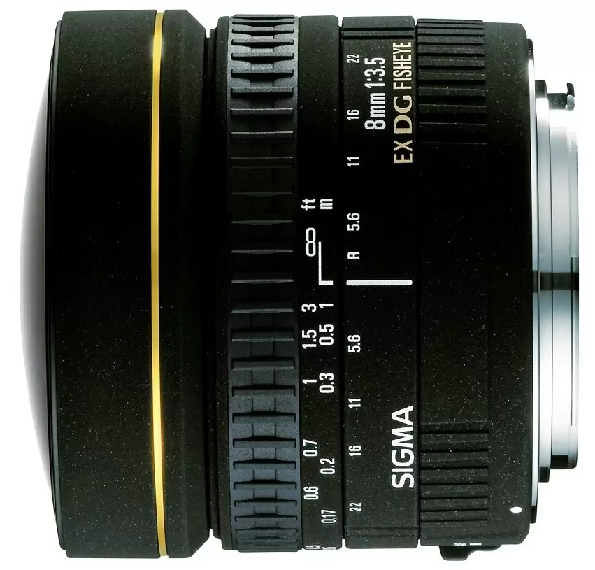 Объектив Sigma AF 8mm f/3.5 EX DG Circular Fisheye for Canon, черный