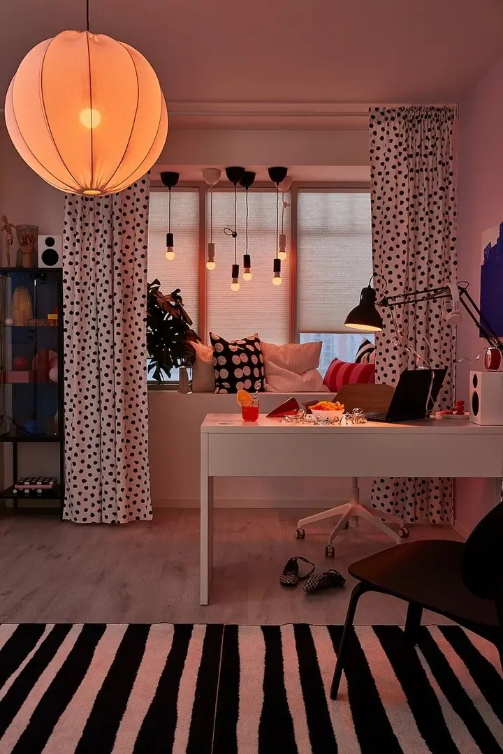 Masă de birou IKEA Micke 142x50cm, alb