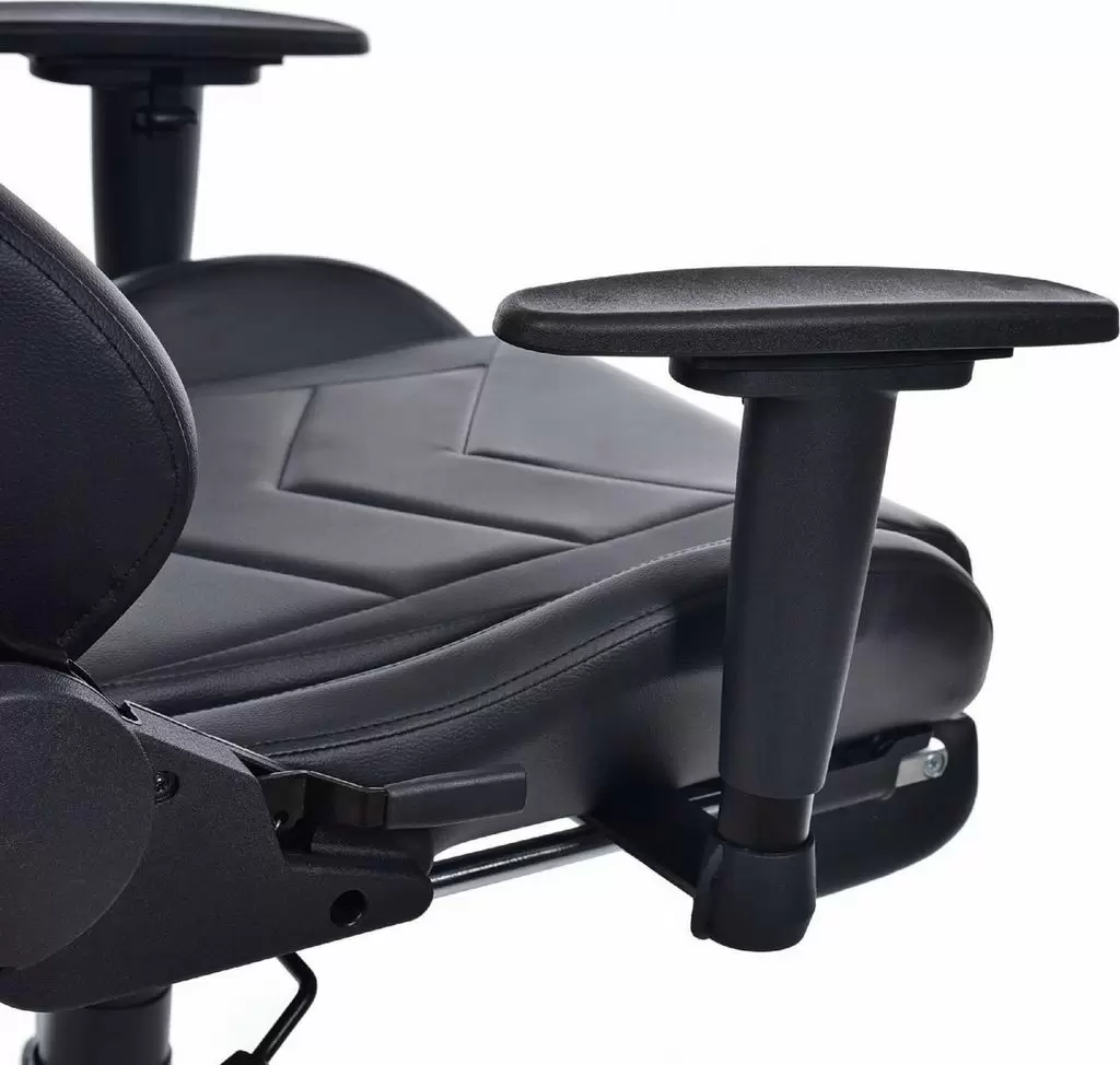 Геймерское кресло + коврик для мыши Jumi Aragon CM-439504, черный