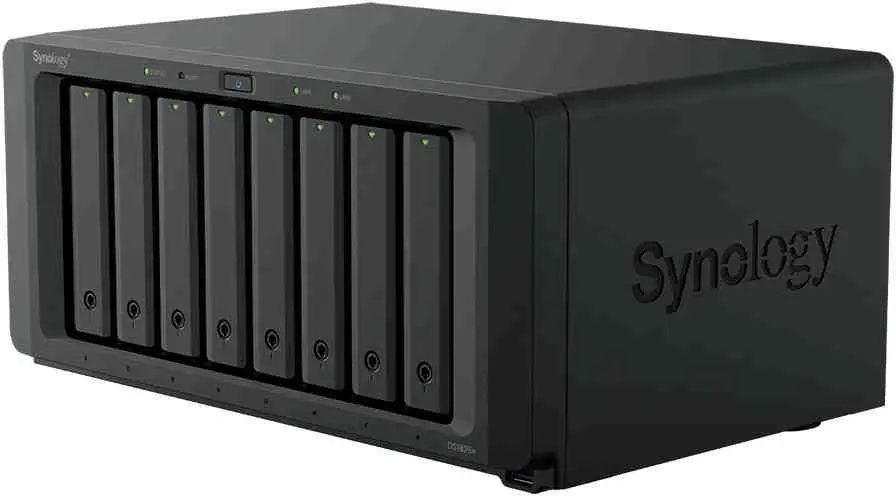 NAS Server Synology DS1825+
