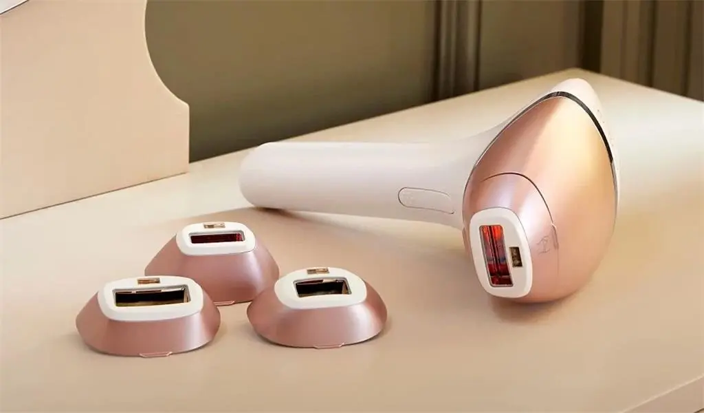 Epilator IPL Philips BRI973/00, alb/auriu