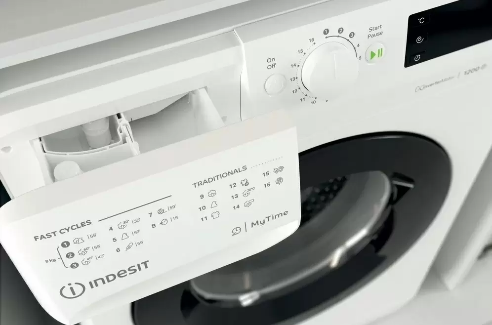Maşină de spălat rufe Indesit OMTWE 81283 WK EU, alb