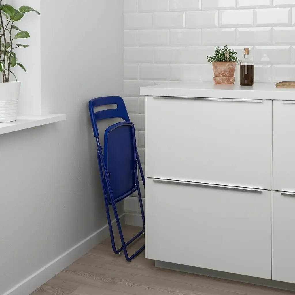 Scaun IKEA Nisse, albastru-liliac închis