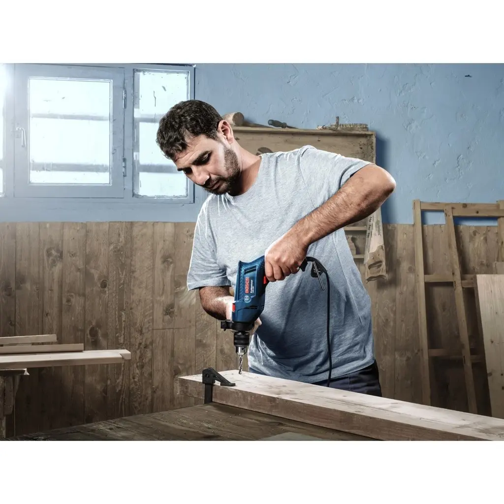 Дрель Bosch GSB 550 на tehnoparc.md Дрель Bosch GSB 550
