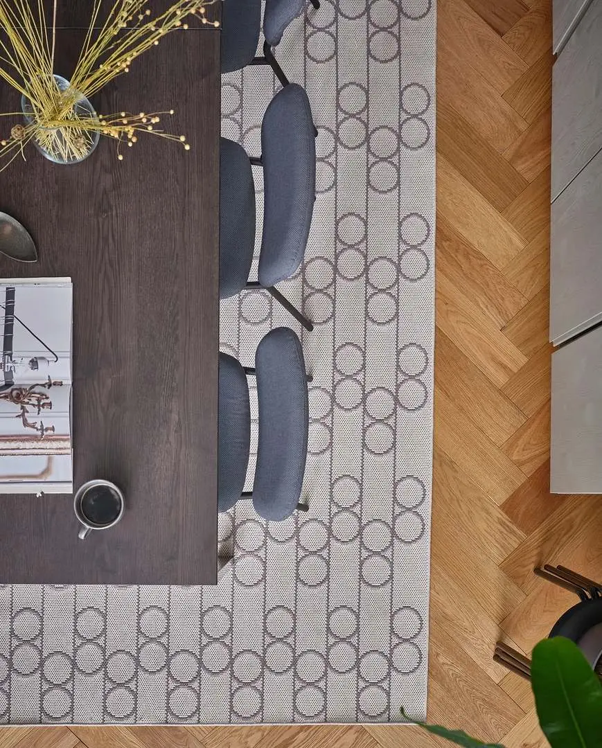 Masă IKEA Vangsta 80/120x70cm, negru/maro închis pe tehnoparc.md Masă IKEA Vangsta 80/120x70cm, negru/maro închis
