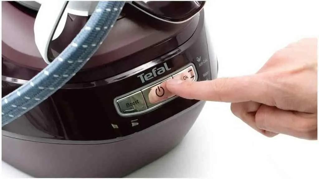 Fier de călcat cu aburi Tefal GV9721E0, bordo