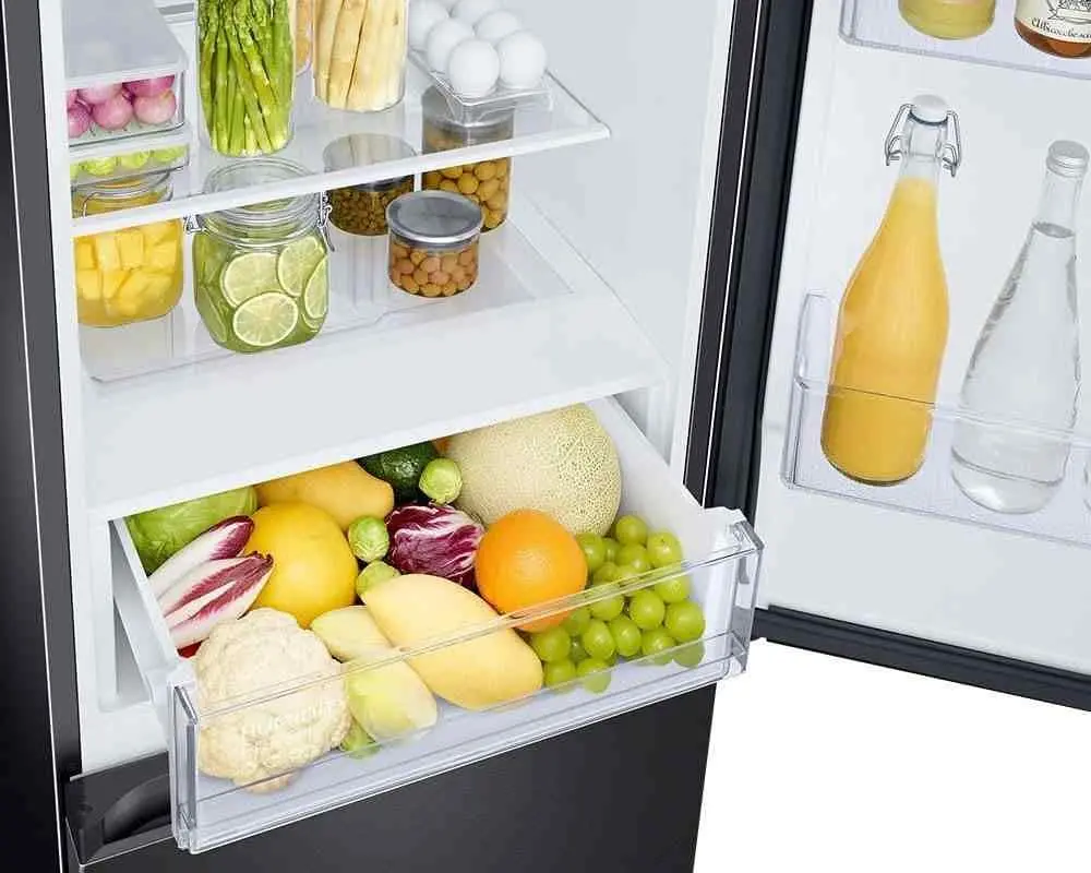 Холодильник Samsung RB34C600EBN/EF, черный
