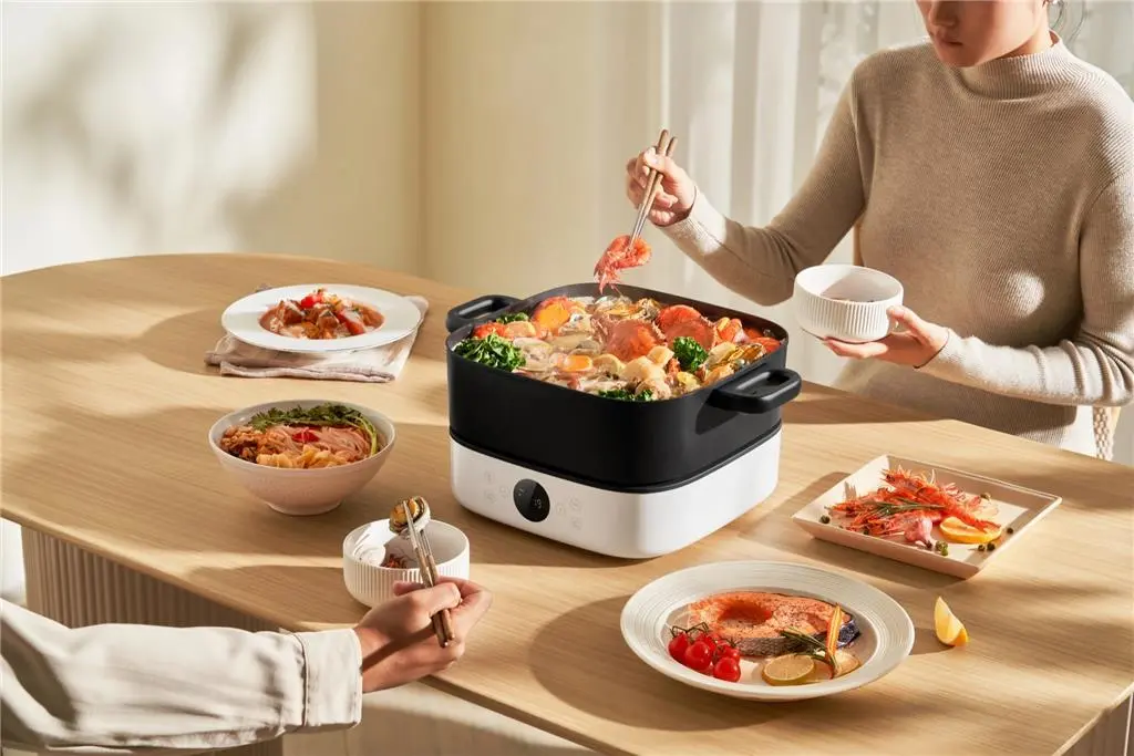 Мультиварка Xiaomi Hot Pot Cooker 6L EU, белый/черный на tehnoparc.md Мультиварка Xiaomi Hot Pot Cooker 6L EU, белый/черный