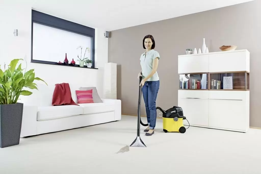 Aspirator cu spălare Karcher SE 5.100, galben