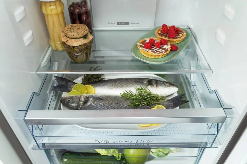 Холодильник Gorenje NRK 6202 AW4, белый