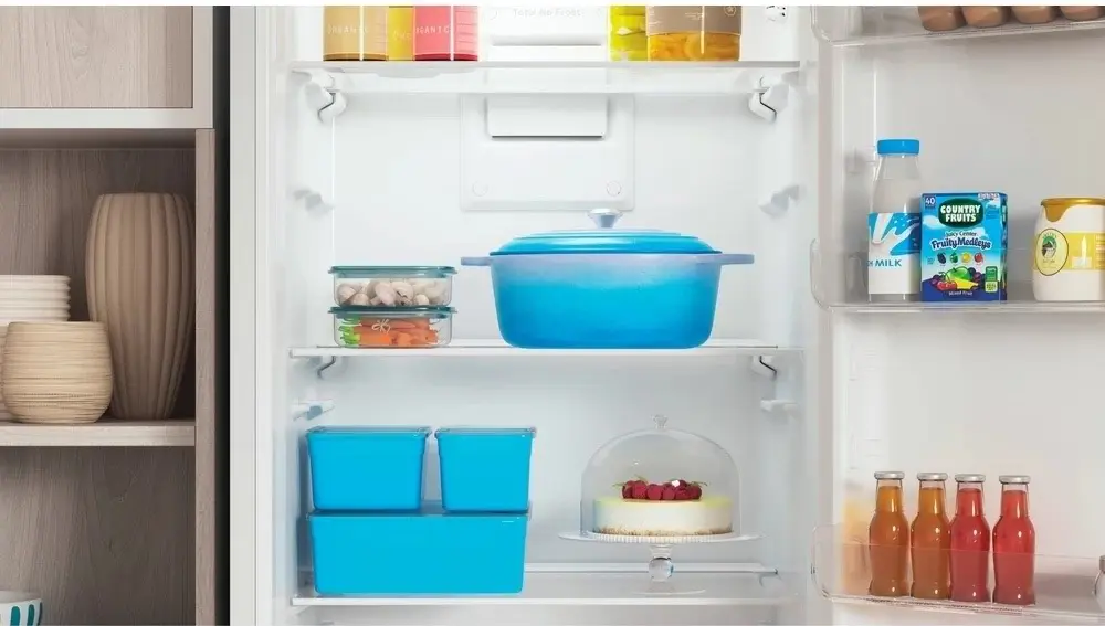 Холодильник Indesit ITI 5201 W, белый