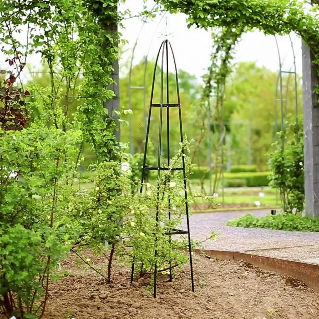 Suport pentru flori GardenLine PERG-N0293, negru pe tehnoparc.md Suport pentru flori GardenLine PERG-N0293, negru