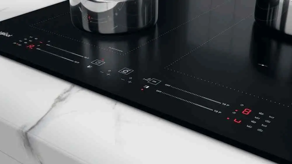 Plită incorporabilă cu inducție Whirlpool WL S3160 BF, negru