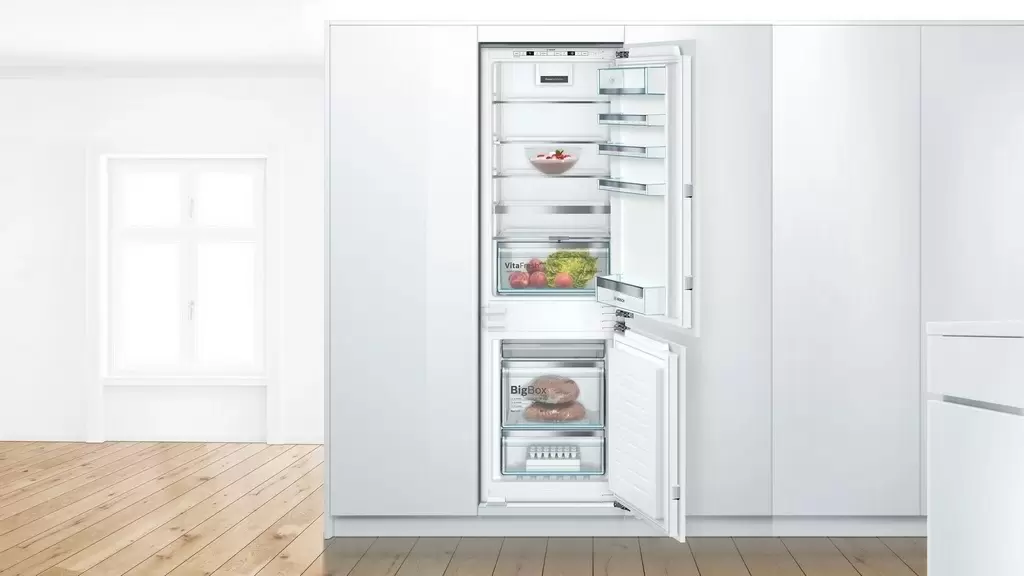 Встраиваемый холодильник Bosch KIN86AFF0, белый