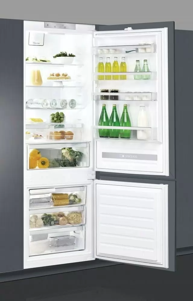 Встраиваемый холодильник Whirlpool SP40801EU1