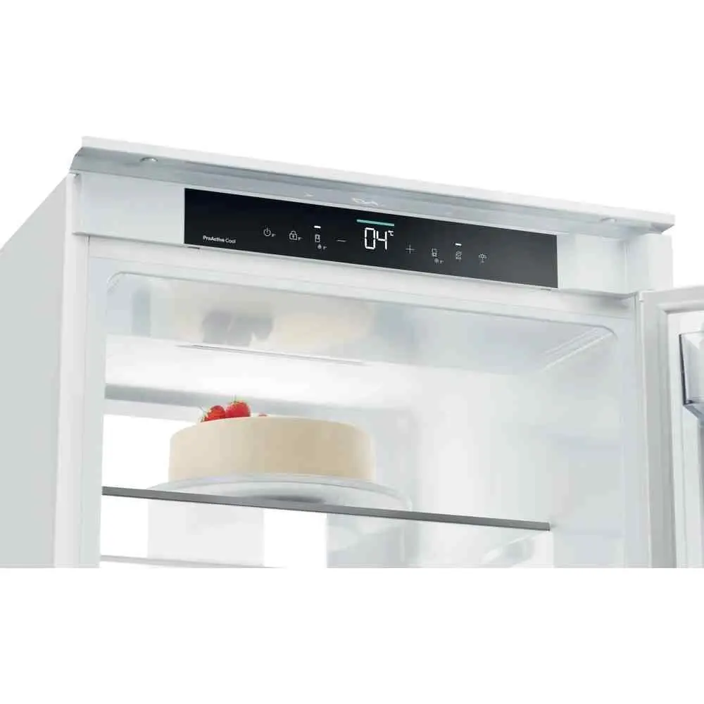 Frigider incorporabil Candy CNBQT5518E