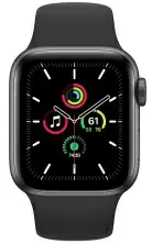 Умные часы Apple Watch SE 40мм, корпус из алюминия цвета серый космос, спортивный ремешок