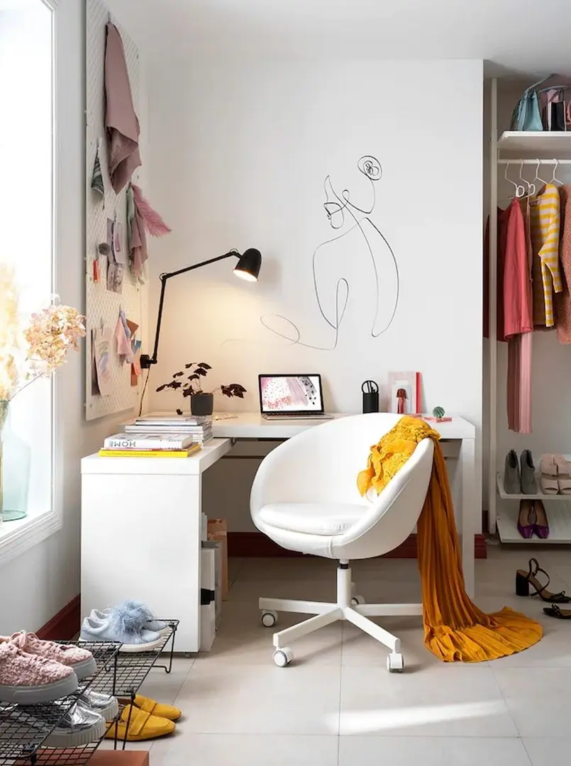 Masă de birou IKEA Malm cu tablie culisantă 151x65cm, alb