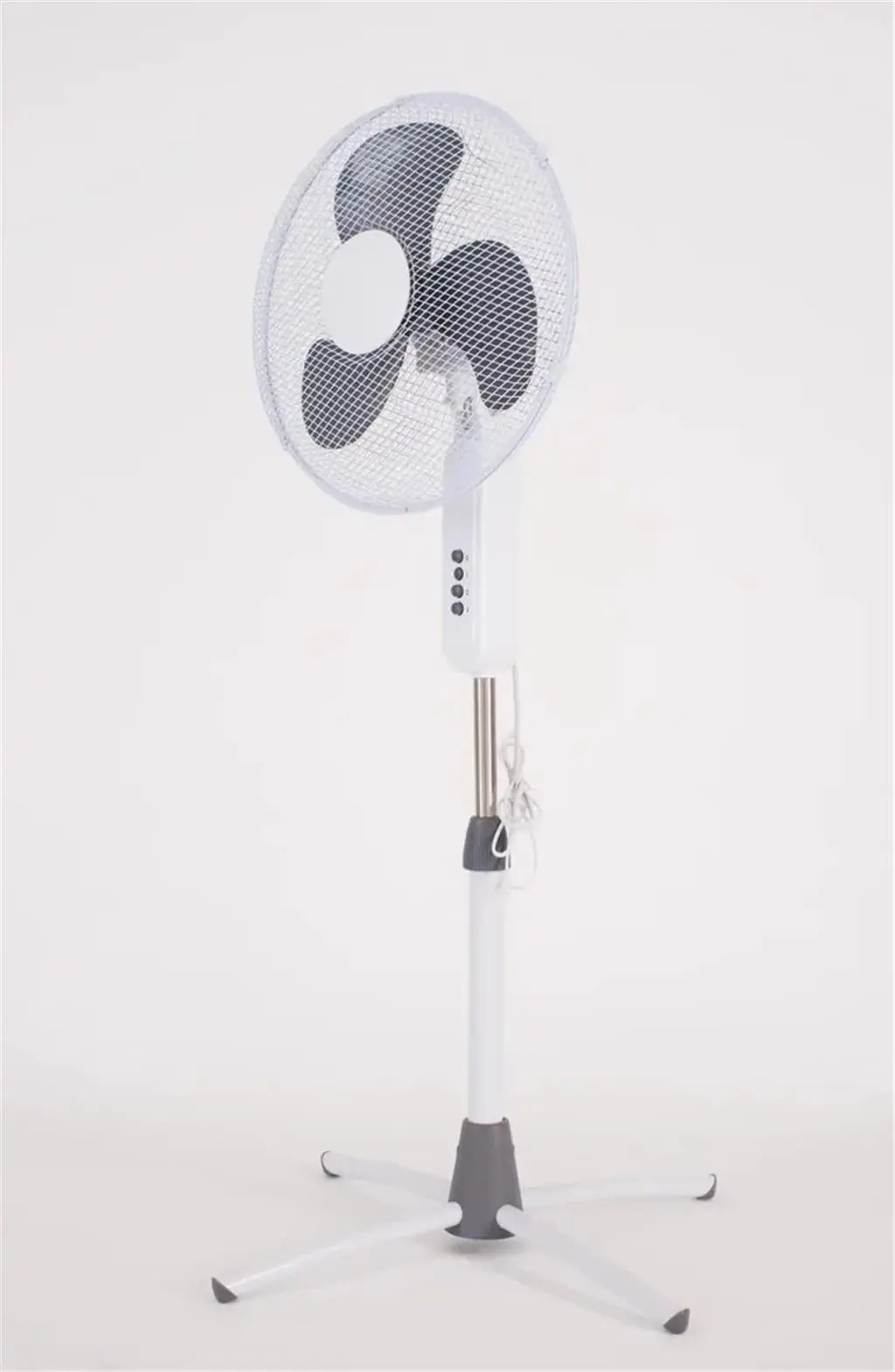 Ventilator Viccio FFA4058, alb pe tehnoparc.md Ventilator Viccio FFA4058, alb