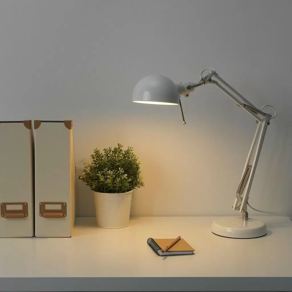 Настольная лампа IKEA Forsa, белый