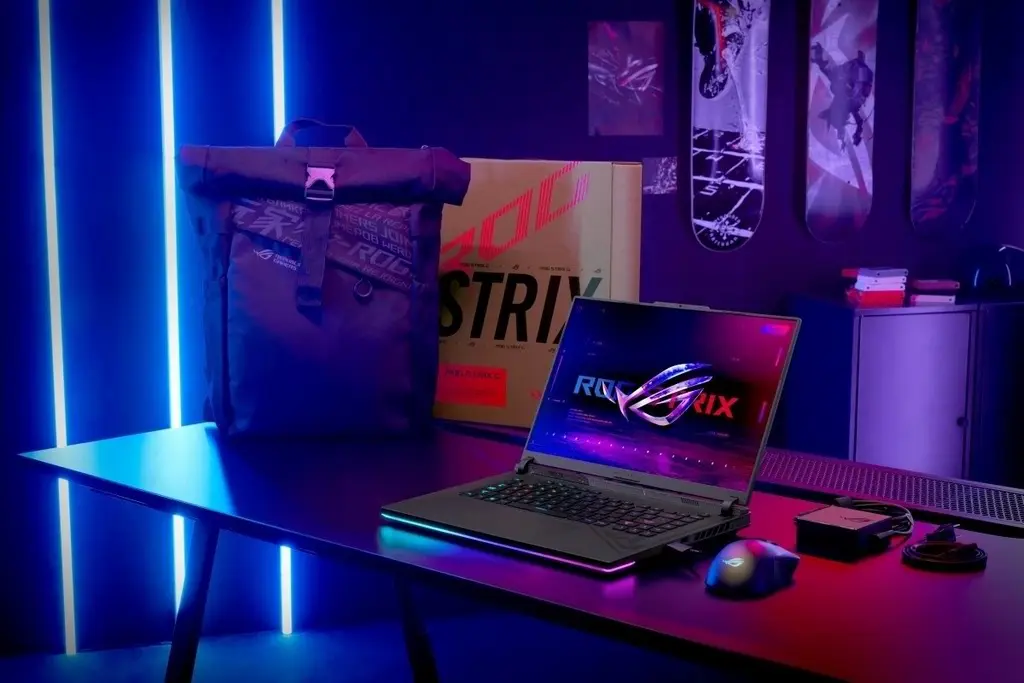 Laptop Asus ROG Strix G18 G814JI (18.0"/QHD+/Core i9-13980HX/16GB/1TB/GeForce RTX 4070 8GB), gri