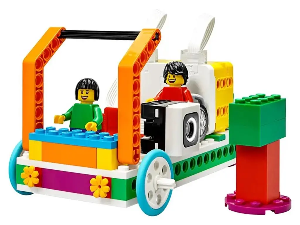 Конструктор Lego Education Spike Essential Set на tehnoparc.md Конструктор Lego Education Spike Essential Set