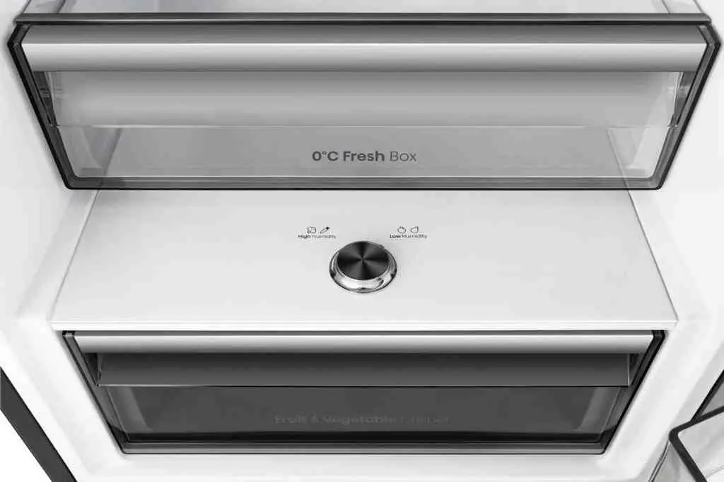 Холодильник Hisense RB3K330SAFC, черный