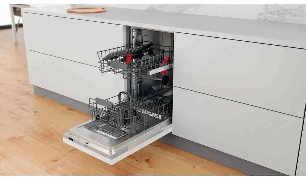 Maşină de spălat vase Whirlpool WSIC 3M27