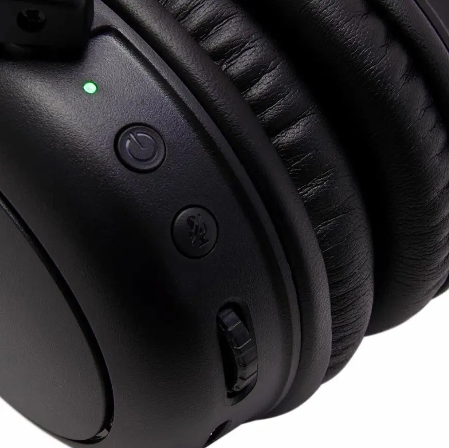 Căşti HyperX Cloud Core Wireless, negru/roșu