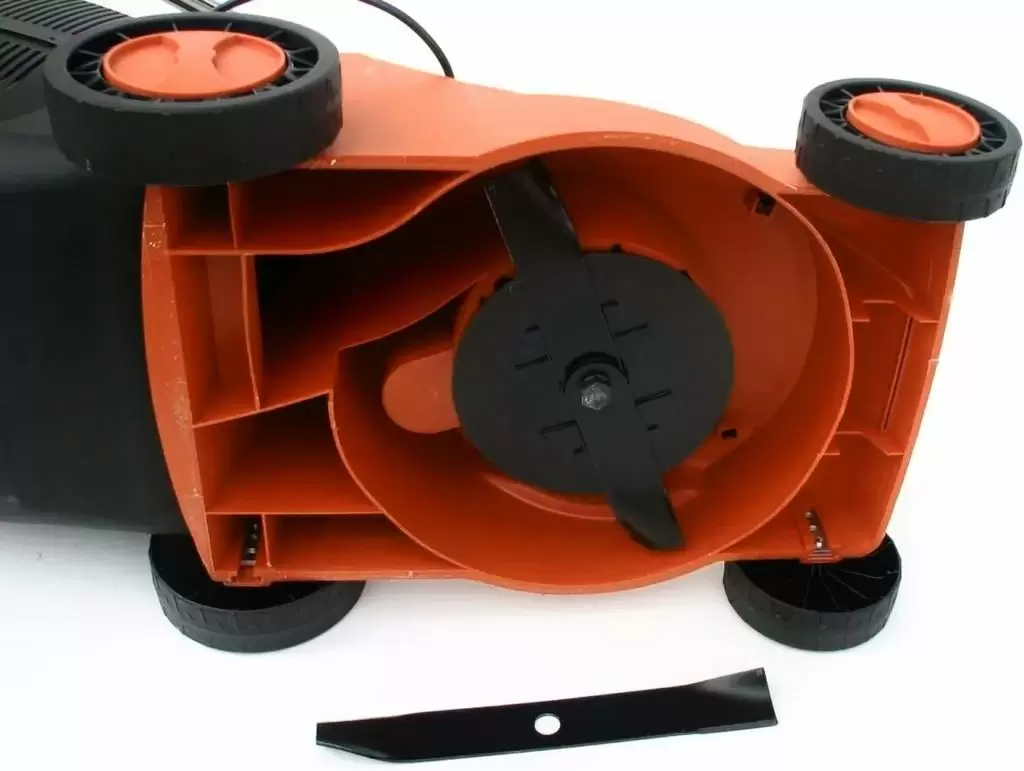 Газонокосилка электрическая Villager Villy 1230 Prime, черный/оранжевый