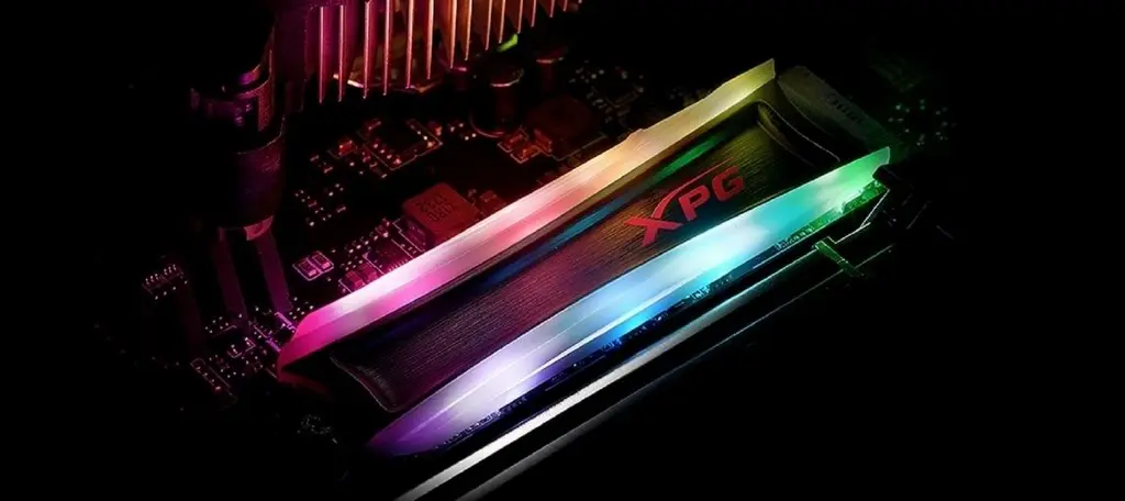 Disc rigid SSD A-Data XPG GAMMIX S40G RGB M.2 NVMe, 256GB
