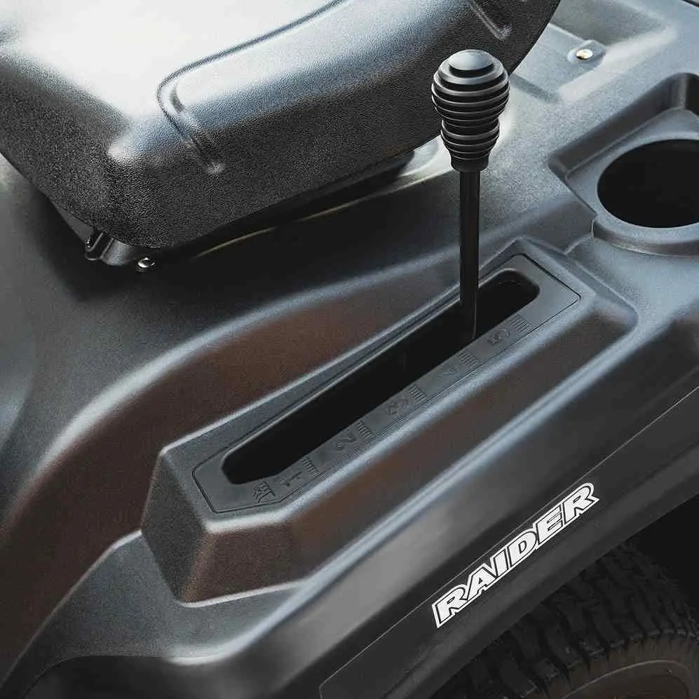 Tractor cu coasă Raider RD-GLM17