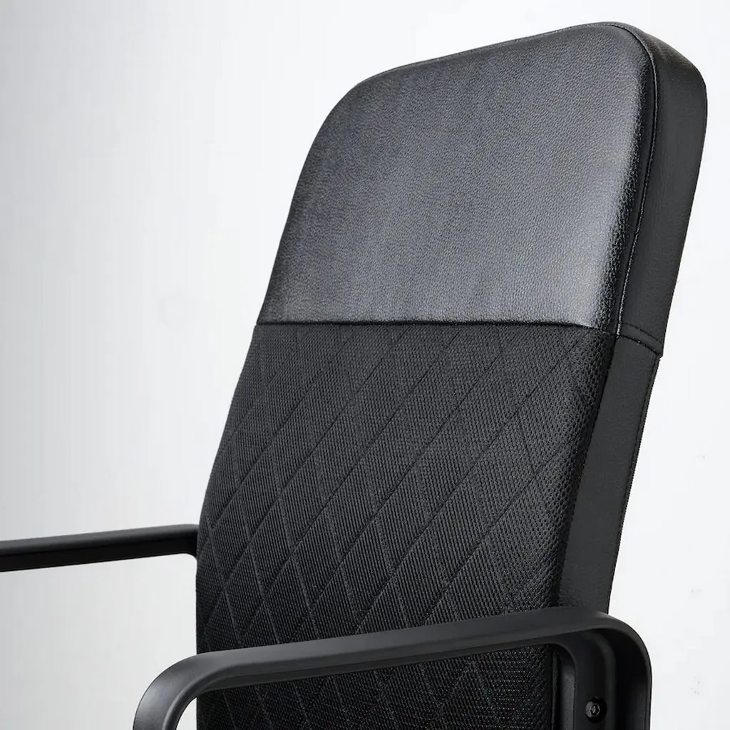 Scaun de birou IKEA Renberget rotativ, bomstad negru