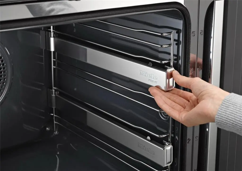 Электрический духовой шкаф Miele H 7860 BPX OBSW, черный на tehnoparc.md Электрический духовой шкаф Miele H 7860 BPX OBSW, черный