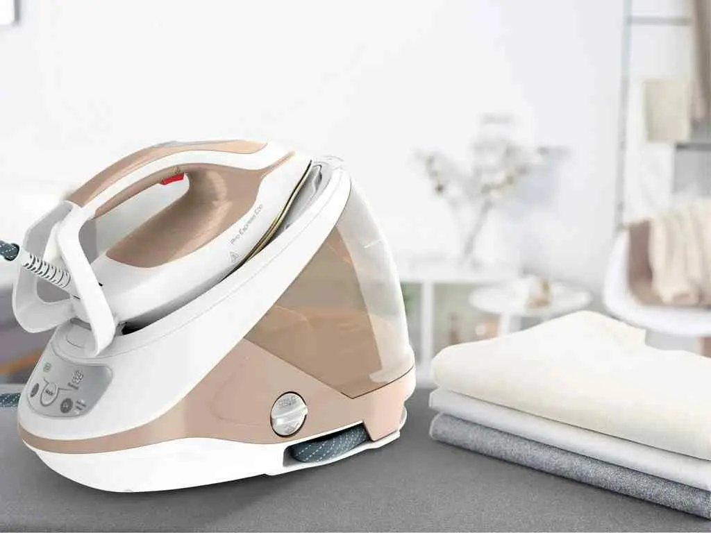 Fier de călcat cu aburi Tefal GV9E22E0, bej