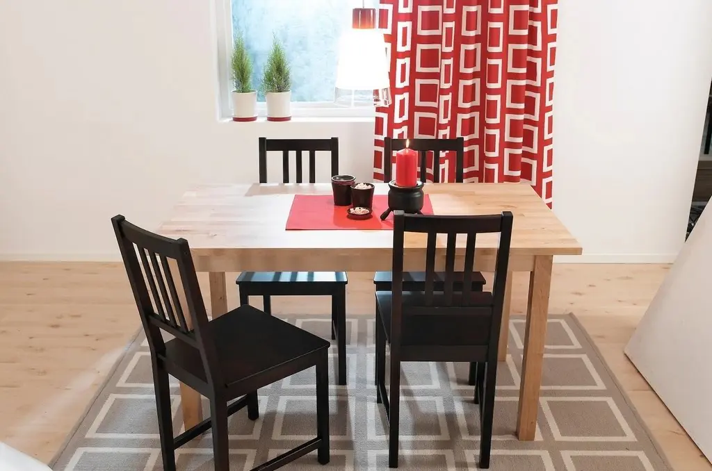 Scaun IKEA Stefan, negru-maro