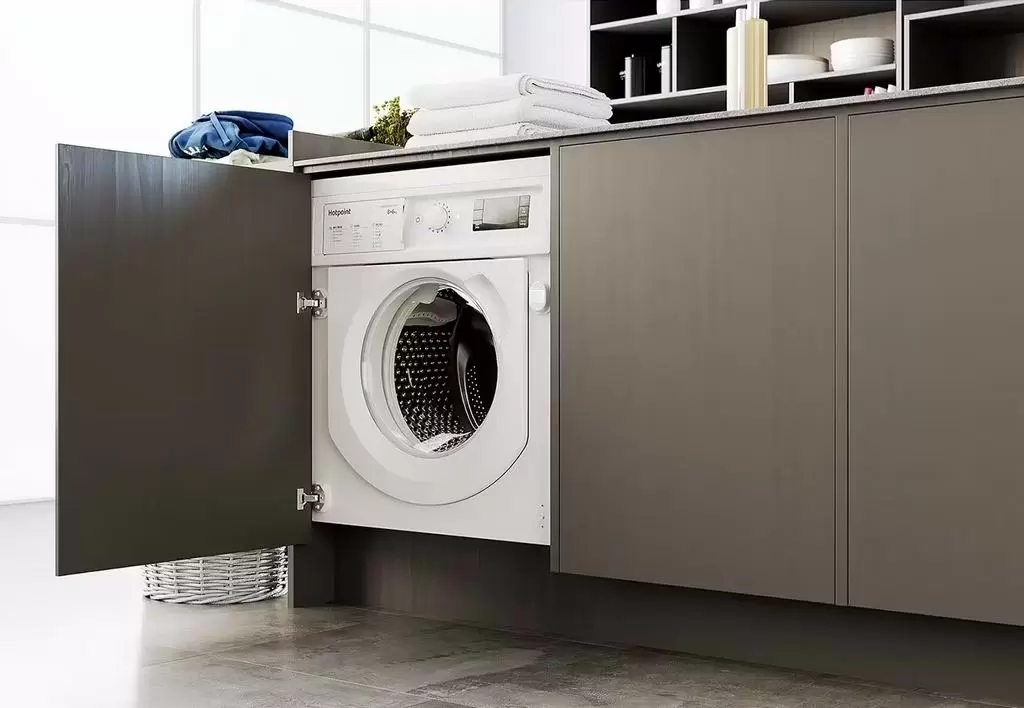 Maşină de spălat rufe încorporabilă Whirlpool BI WDHG 861485 EU, alb