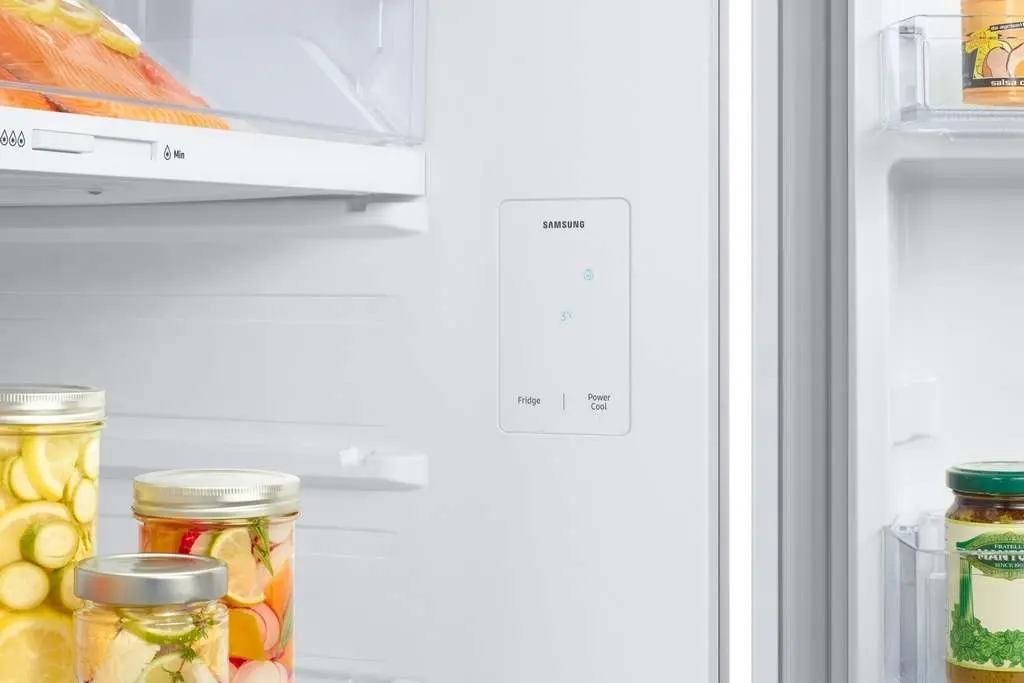 Холодильник Samsung RT47CG6442WWUA, белый