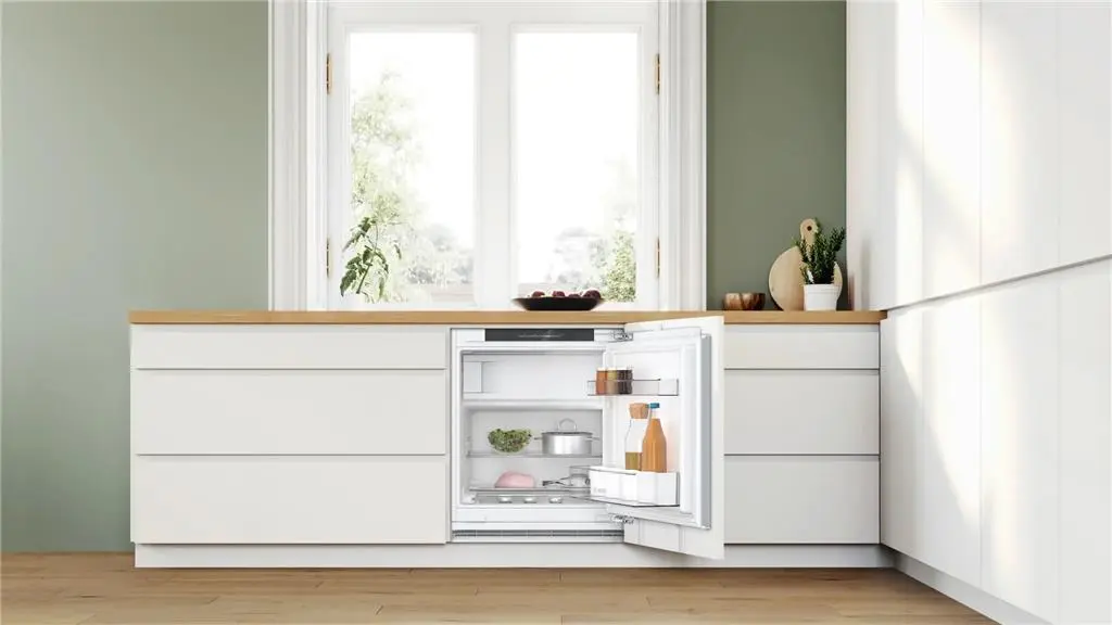 Встраиваемый холодильник Bosch KUL22VFD0