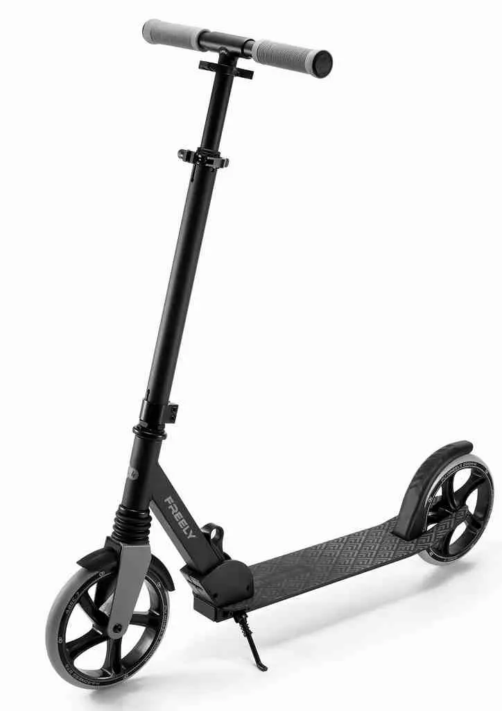 Самокат KinderKraft Freely, черный