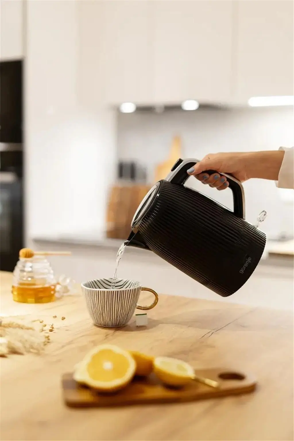 Fierbător de apă Gorenje K17DPB, negru pe tehnoparc.md Fierbător de apă Gorenje K17DPB, negru