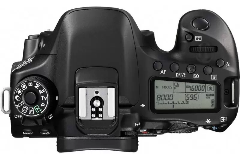 Зеркальный фотоаппарат Canon EOS 80D Body, черный