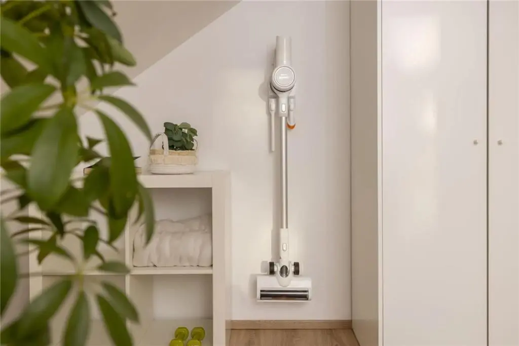 Aspirator vertical Gorenje SVC216290FFW, alb