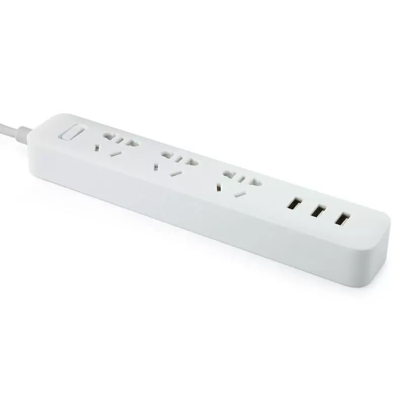 Protecție împotriva supratensiunii Xiaomi Mi Power Strip 3 USB, alb